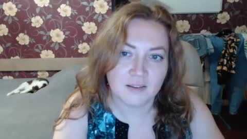 Snapshot of adel_redhead_ chatting on 07/30/26, 07:13 Adel online show from 07/30/26, 07:13