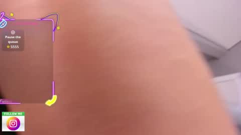 Adela Worsth online show from 09/17/25, 04:08