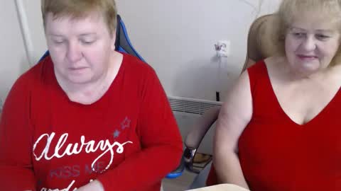 AdelAndSofia online show from 12/01/25, 03:50