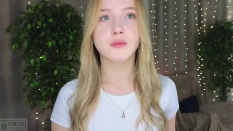 Adele online show from 02/14/25, 06:19