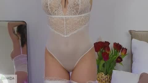 Adele online show from 03/11/25, 01:16