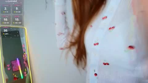 Snapshot of adele_farrell chatting on 01/06/26, 02:15 Adele online show from 01/06/26, 02:15