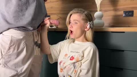 Adele Nick online show from 02/01/26, 09:02