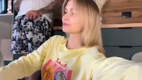 Adele Nick online show from 06/10/26, 08:02