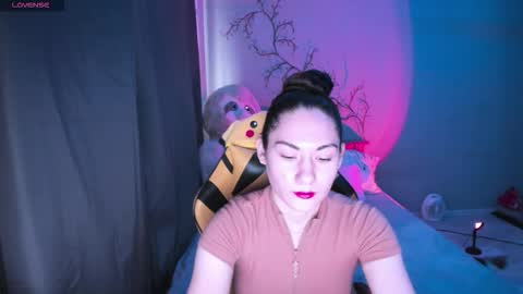 Adele online show from 02/09/26, 06:50