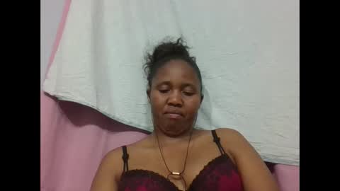 adelealy online show from 09/25/25, 07:06