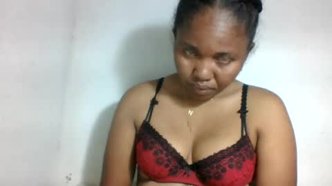Snapshot of adelealy chatting on 08/01/26, 12:54 adelealy online show from 08/01/26, 12:54