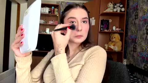 Poly online show from 04/17/26, 08:50