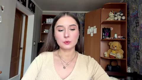 Poly online show from 04/20/26, 11:46