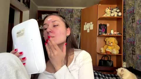 Poly online show from 04/22/26, 11:12