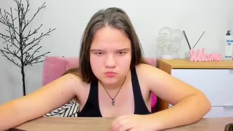 adelecruzz online show from 02/11/25, 04:56