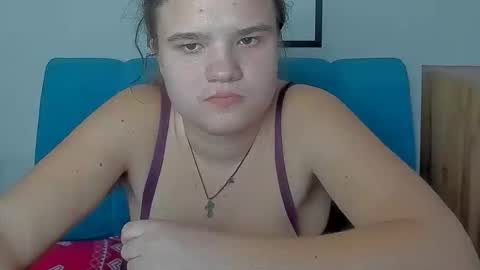 Snapshot of adelecruzz chatting on 03/01/26, 01:13 adelecruzz online show from 03/01/26, 01:13