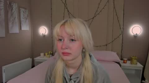 Snapshot of adelesilvy chatting on 06/03/26, 01:52 adelesilvy online show from 06/03/26, 01:52