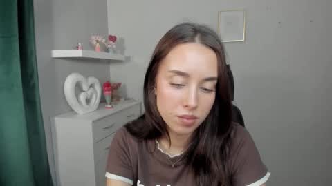 Adele online show from 04/24/26, 05:54