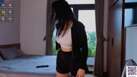 Adelia online show from 10/26/25, 01:22