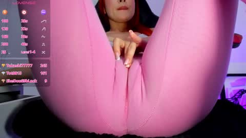 Snapshot of adelinaconte1 chatting on 02/05/25, 10:33 adelinaconte1 online show from 02/05/25, 10:33