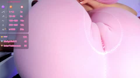 Snapshot of adelinaconte1 chatting on 02/07/25, 10:30 adelinaconte1 online show from 02/07/25, 10:30