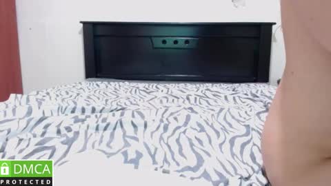 Snapshot of adeline_samy chatting on 12/10/24, 04:45 online show from 12/10/24, 04:45