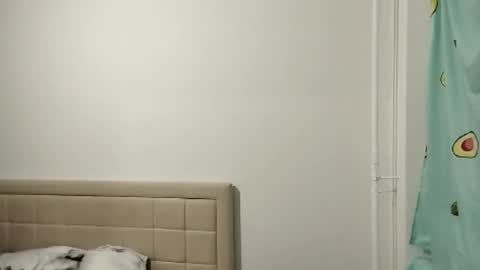 Anna online show from 02/04/26, 03:07