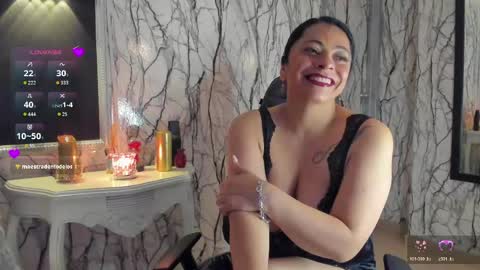 adelinemoretti online show from 04/23/26, 03:47