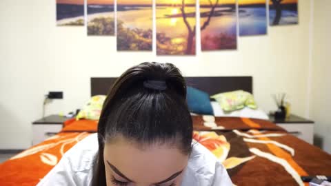 Adellineee online show from 02/01/25, 10:02