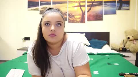 Adellineee online show from 11/01/25, 10:01