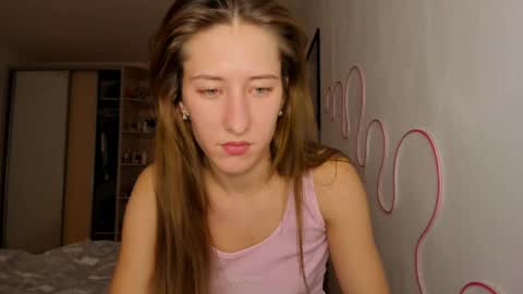 Adell online show from 04/25/26, 09:34