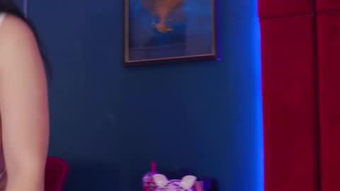 AdelynnReed online show from 11/11/25, 06:57