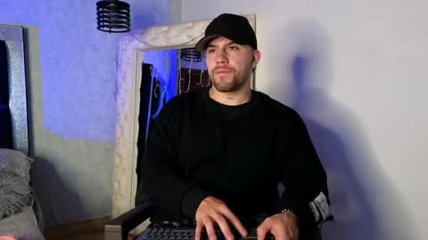 Ades online show from 10/06/25, 11:51