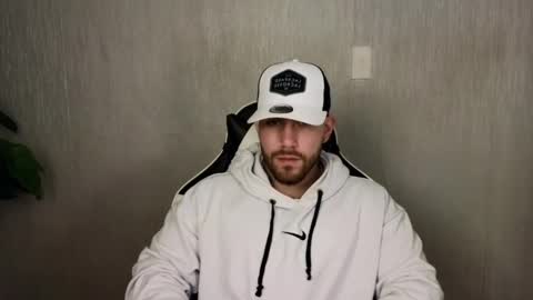 Ades online show from 10/23/25, 11:20