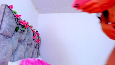   online show from 02/18/25, 10:14