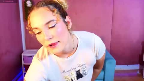 Adhara online show from 03/26/26, 01:44