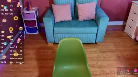 Adhara online show from 04/10/26, 12:49