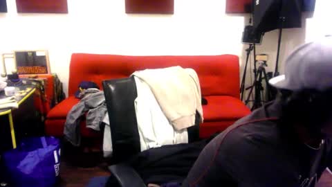 adick_ting online show from 11/28/25, 04:48