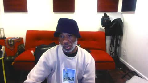 adick_ting online show from 04/12/26, 09:09