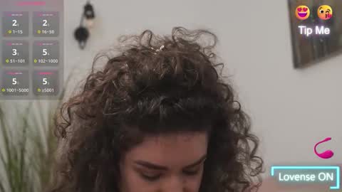 Adisson Fox online show from 12/02/25, 07:14