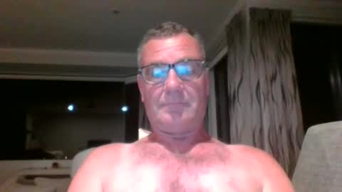 adjustable14 online show from 12/03/24, 10:28