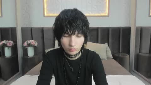 Snapshot of adonbev chatting on 06/18/26, 09:14 adonbev online show from 06/18/26, 09:14
