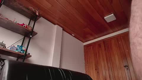 Juan online show from 04/15/26, 03:19