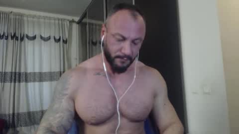 Snapshot of adonis_dionysos chatting on 11/25/25, 12:05 adonis_dionysos online show from 11/25/25, 12:05