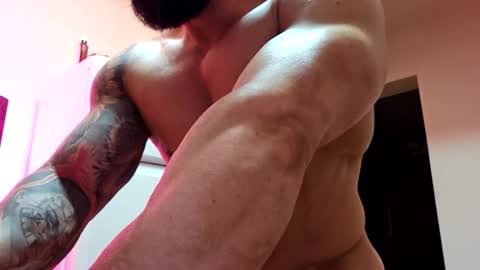 Snapshot of adonis_msc chatting on 11/28/25, 01:47 Adonis online show from 11/28/25, 01:47