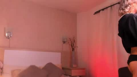 Snapshot of adonisaster chatting on 04/29/26, 05:11 Adonis online show from 04/29/26, 05:11