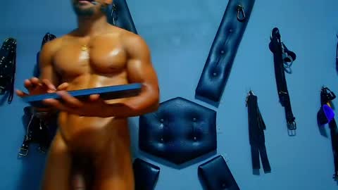 Snapshot of adonisdios chatting on 05/11/26, 04:04 adonisdios online show from 05/11/26, 04:04