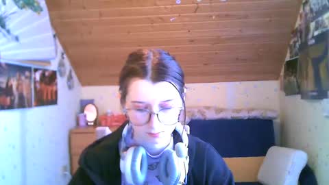 Snapshot of adorable_sparkle chatting on 02/12/25, 12:55 adorable_sparkle online show from 02/12/25, 12:55