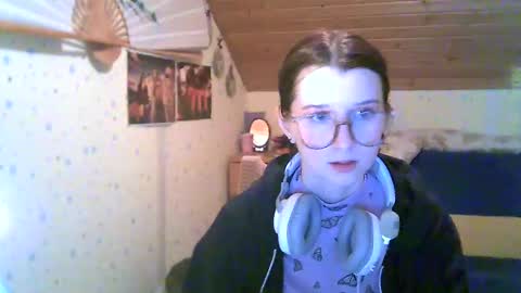 Snapshot of adorable_sparkle chatting on 02/12/25, 04:00 adorable_sparkle online show from 02/12/25, 04:00