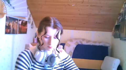 Snapshot of adorable_sparkle chatting on 02/13/25, 12:21 adorable_sparkle online show from 02/13/25, 12:21