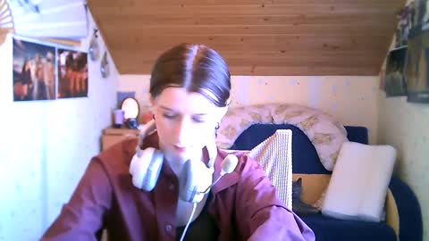 Snapshot of adorable_sparkle chatting on 02/19/25, 01:17 adorable_sparkle online show from 02/19/25, 01:17