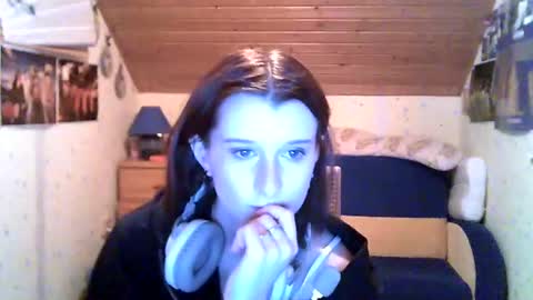 Snapshot of adorable_sparkle chatting on 03/03/25, 04:24 adorable_sparkle online show from 03/03/25, 04:24