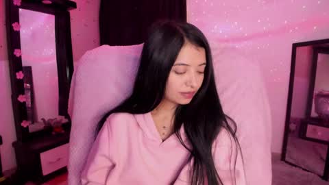 Stormi online show from 01/21/25, 02:11