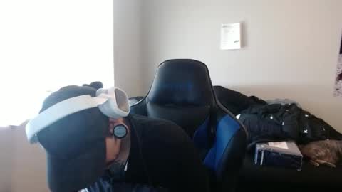 Snapshot of adoraso18 chatting on 09/30/25, 10:59 adoraso18 online show from 09/30/25, 10:59